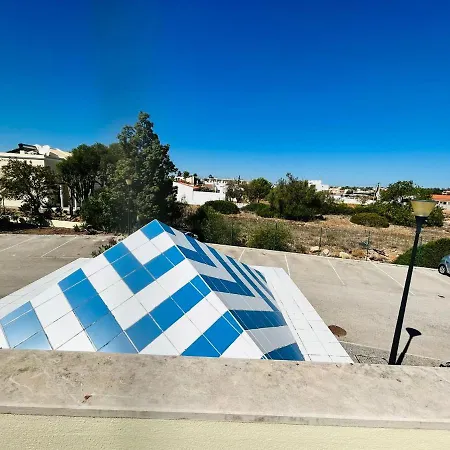 Ferreiras Βίλα Αλμπουφέιρα